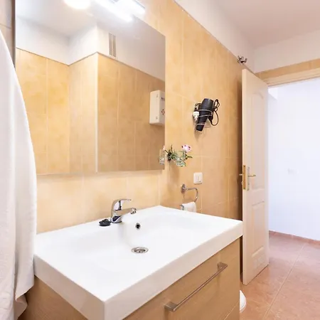 Home2Book Stunning Apartment Candelaria, Terrace Exterior photo